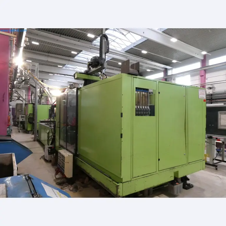 Engel Spritzgießmaschinen und Maschinen aus der Kunststoffindustrie-10