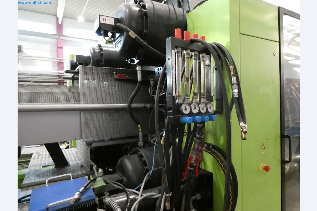 Engel Spritzgießmaschinen und Maschinen aus der Kunststoffindustrie-11