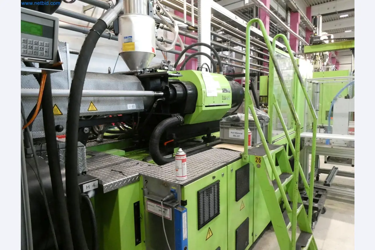 Engel Spritzgießmaschinen und Maschinen aus der Kunststoffindustrie-5