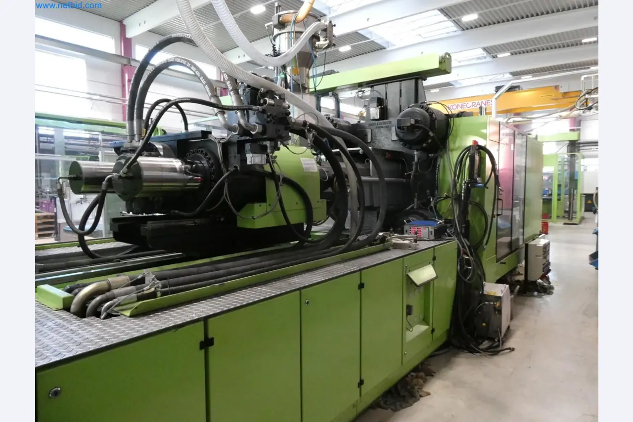 Engel Spritzgießmaschinen und Maschinen aus der Kunststoffindustrie-6