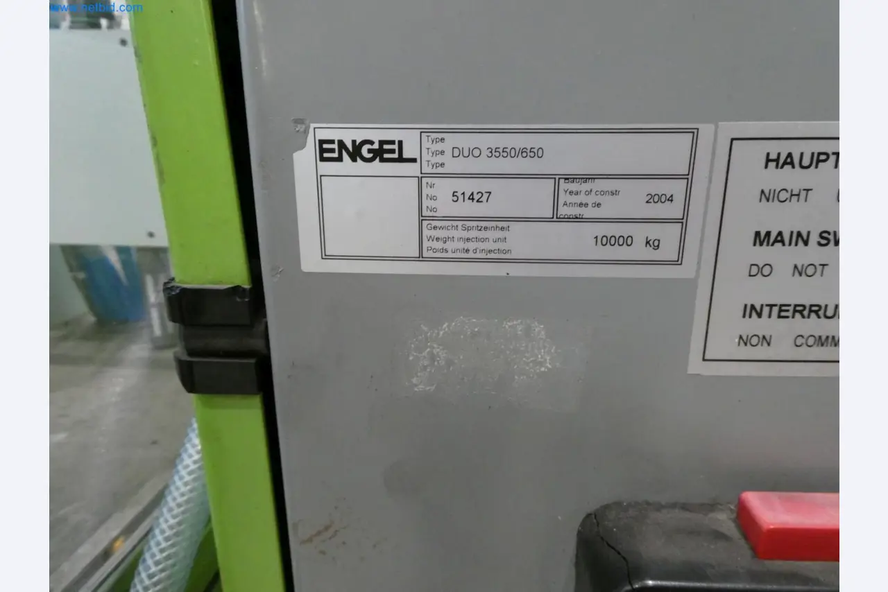 Engel Spritzgießmaschinen und Maschinen aus der Kunststoffindustrie-7