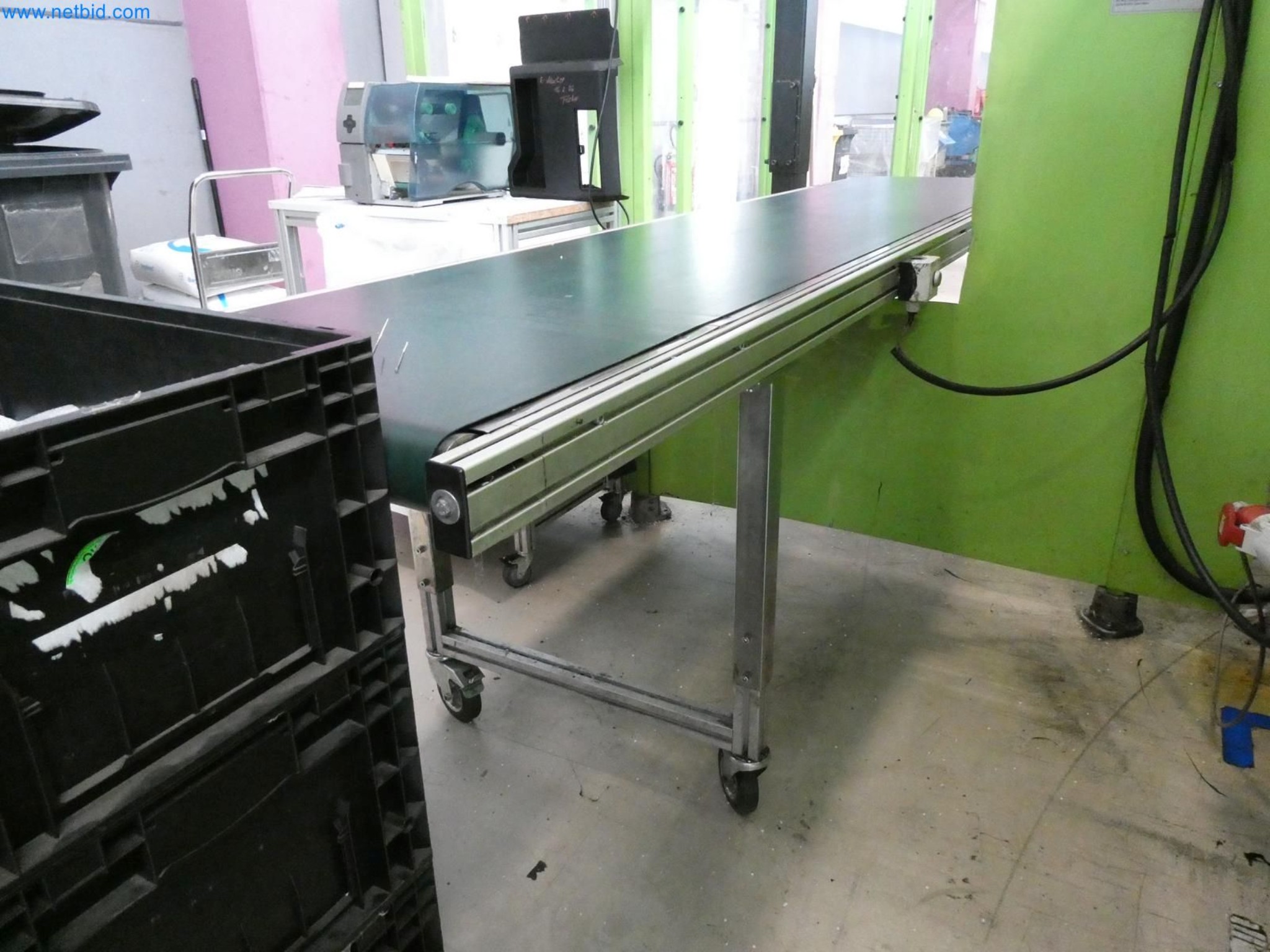 Engel Spritzgießmaschinen und Maschinen aus der Kunststoffindustrie-13