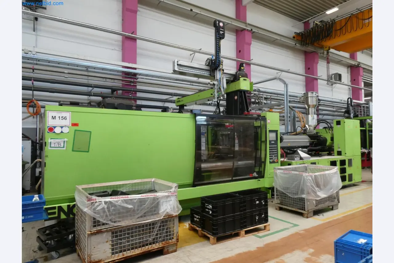 Engel Spritzgießmaschinen und Maschinen aus der Kunststoffindustrie-1