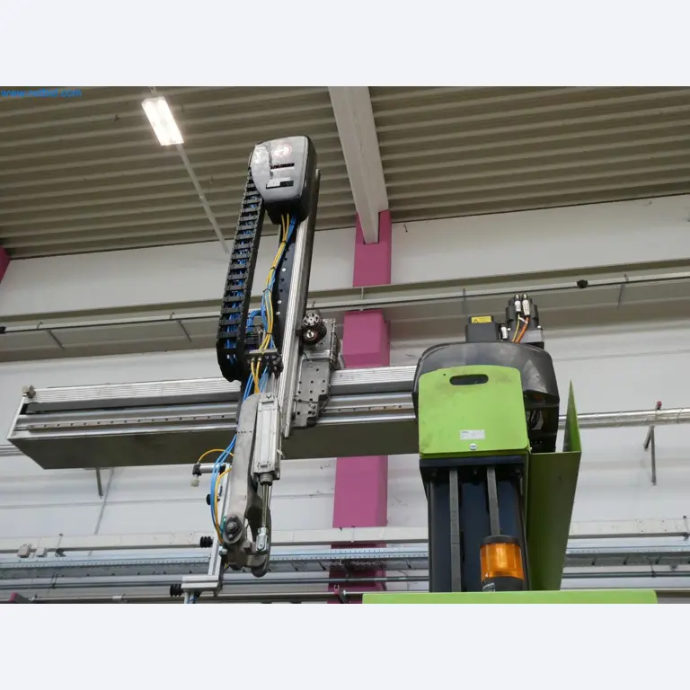 Engel Spritzgießmaschinen und Maschinen aus der Kunststoffindustrie-8