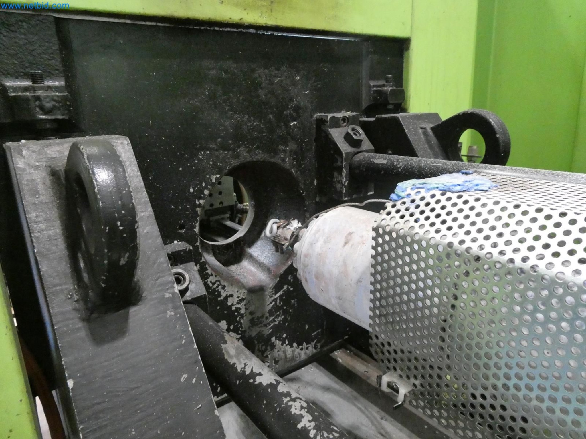 Engel Spritzgießmaschinen und Maschinen aus der Kunststoffindustrie-4