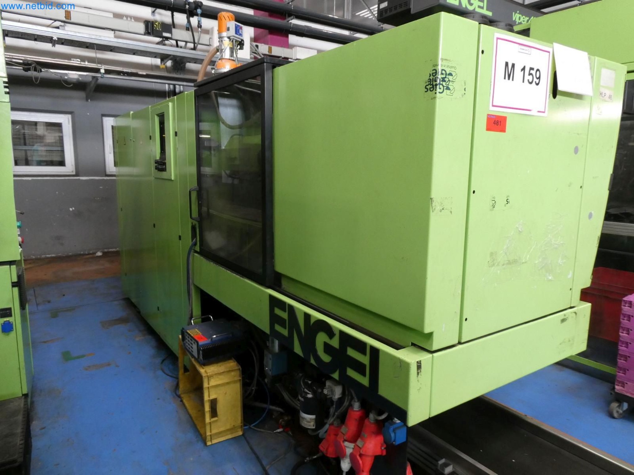 Engel Spritzgießmaschinen und Maschinen aus der Kunststoffindustrie-9