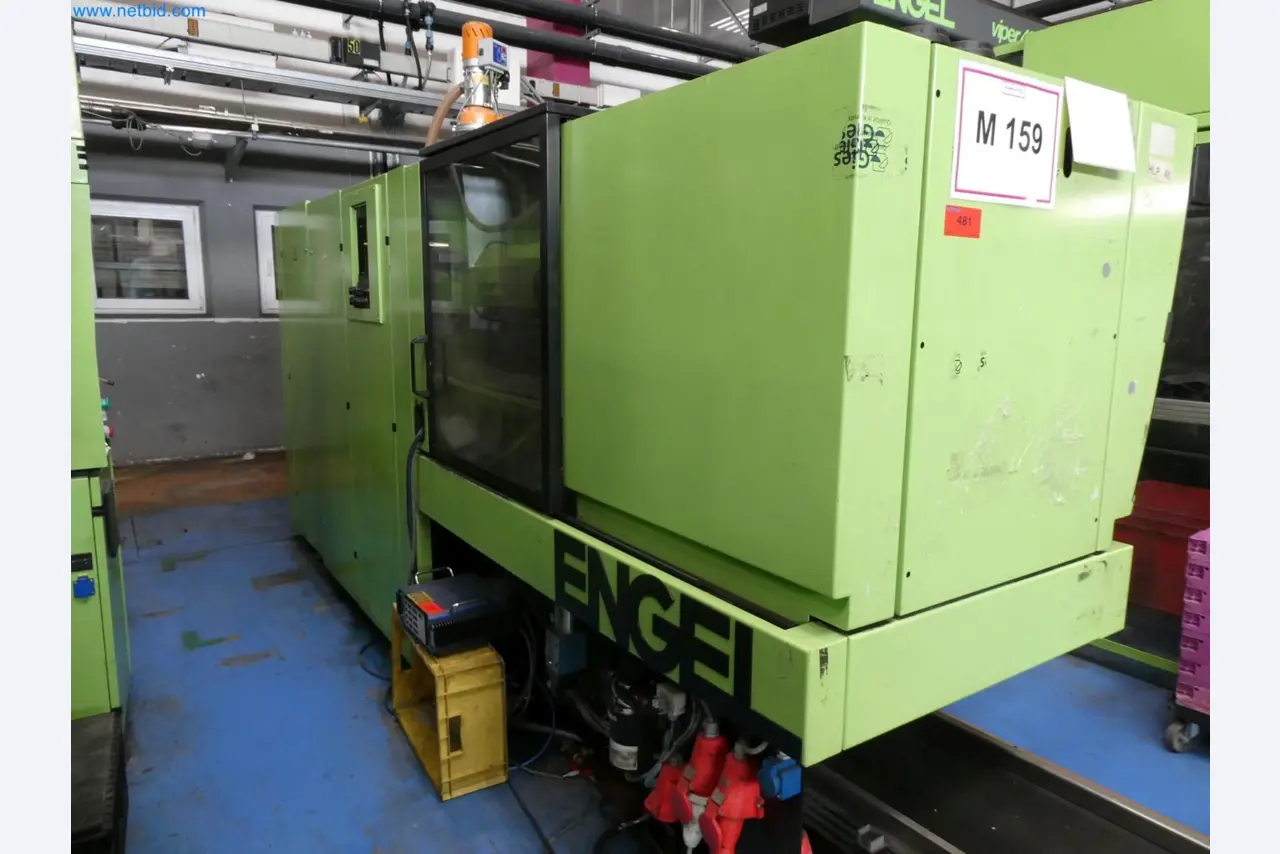 Engel Spritzgießmaschinen und Maschinen aus der Kunststoffindustrie-9