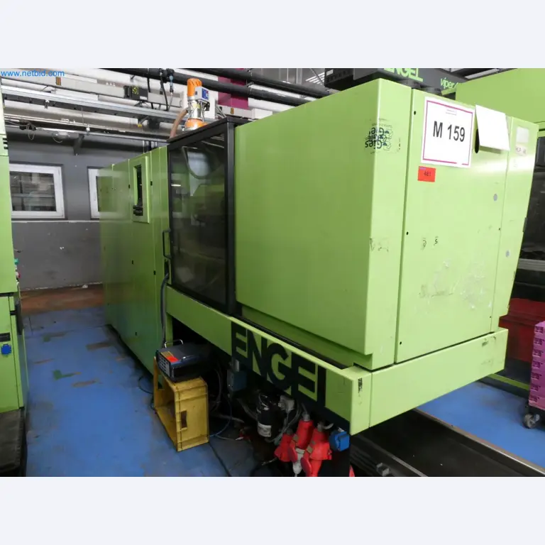 Engel Spritzgießmaschinen und Maschinen aus der Kunststoffindustrie-9