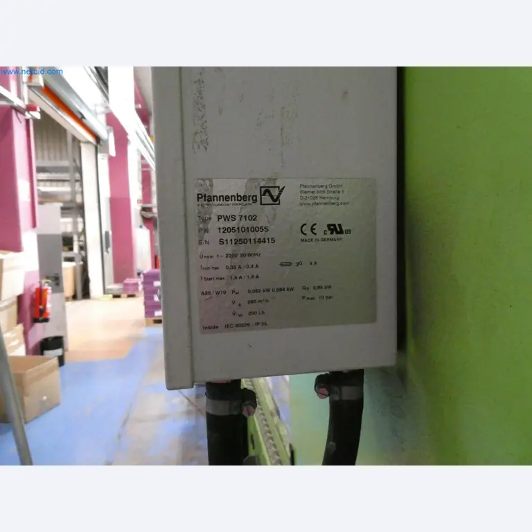 Engel Spritzgießmaschinen und Maschinen aus der Kunststoffindustrie-12