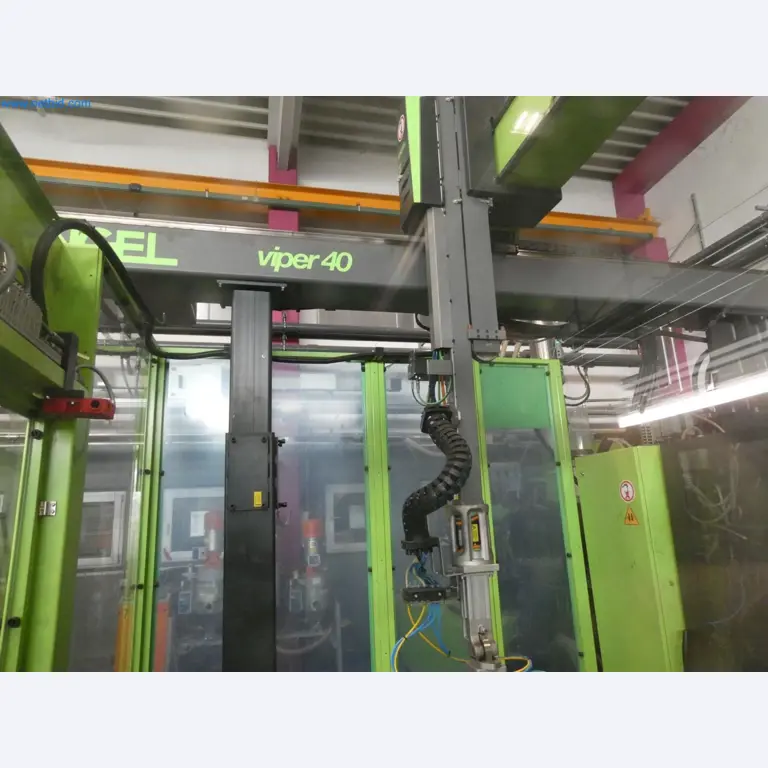 Engel Spritzgießmaschinen und Maschinen aus der Kunststoffindustrie-15