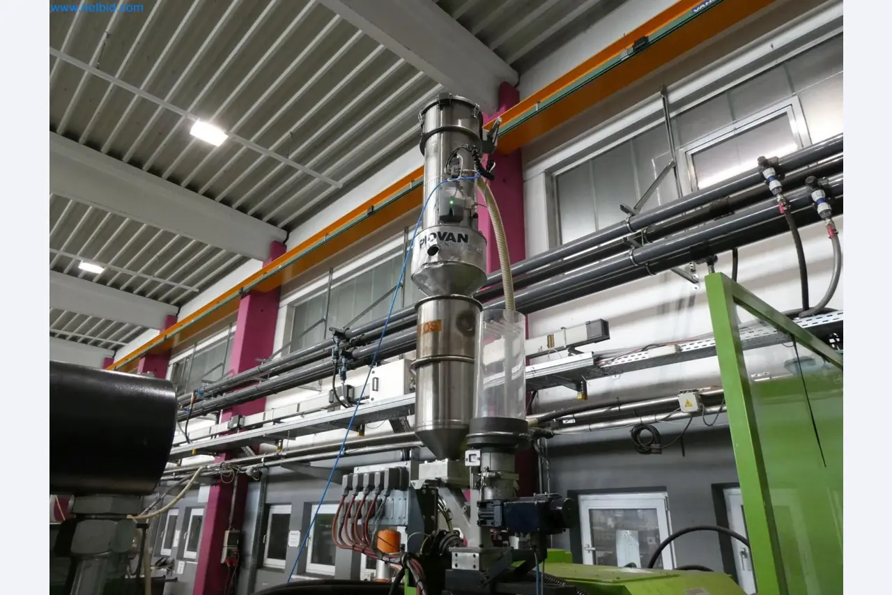 Engel Spritzgießmaschinen und Maschinen aus der Kunststoffindustrie-17