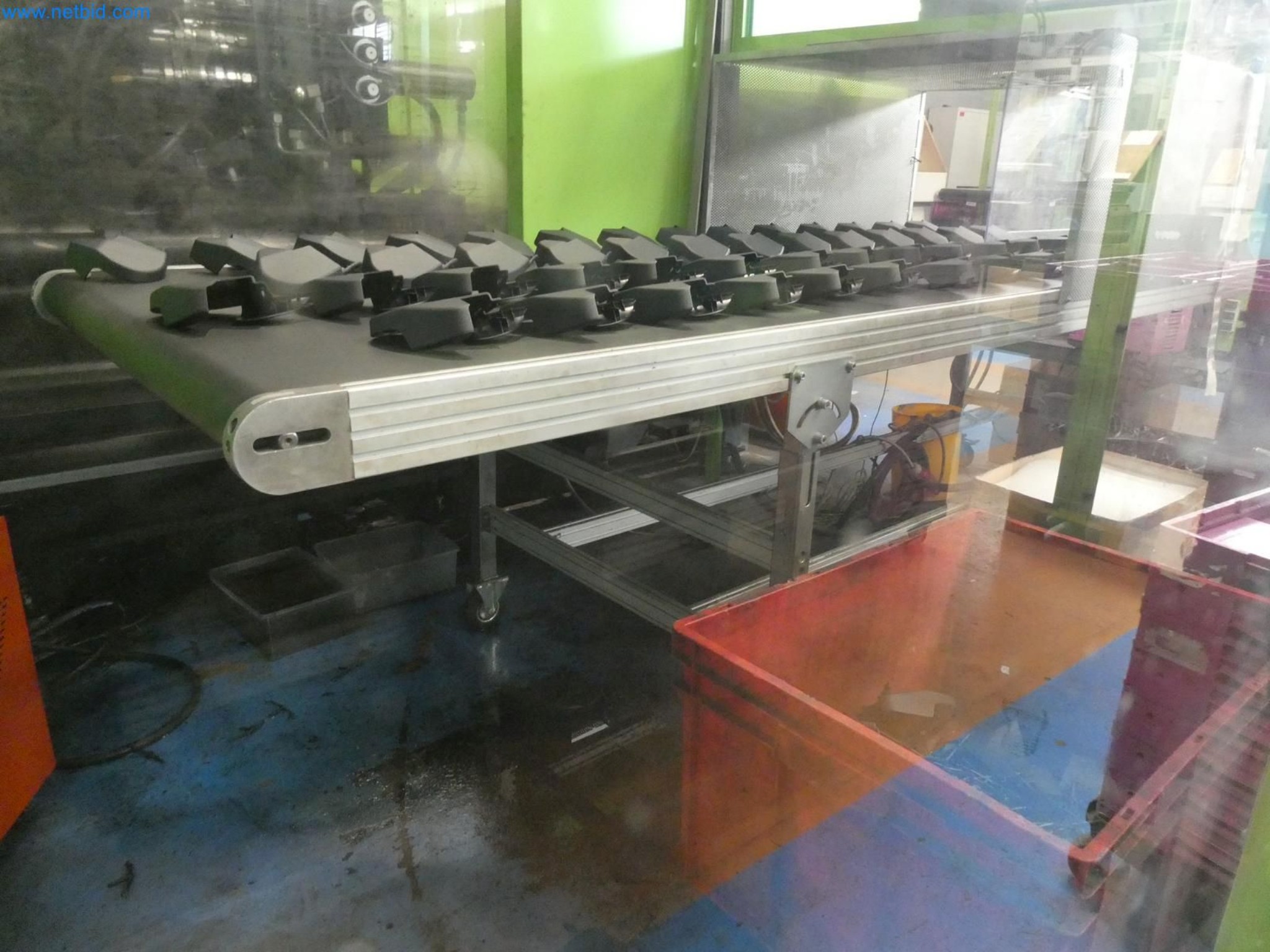 Engel Spritzgießmaschinen und Maschinen aus der Kunststoffindustrie-6