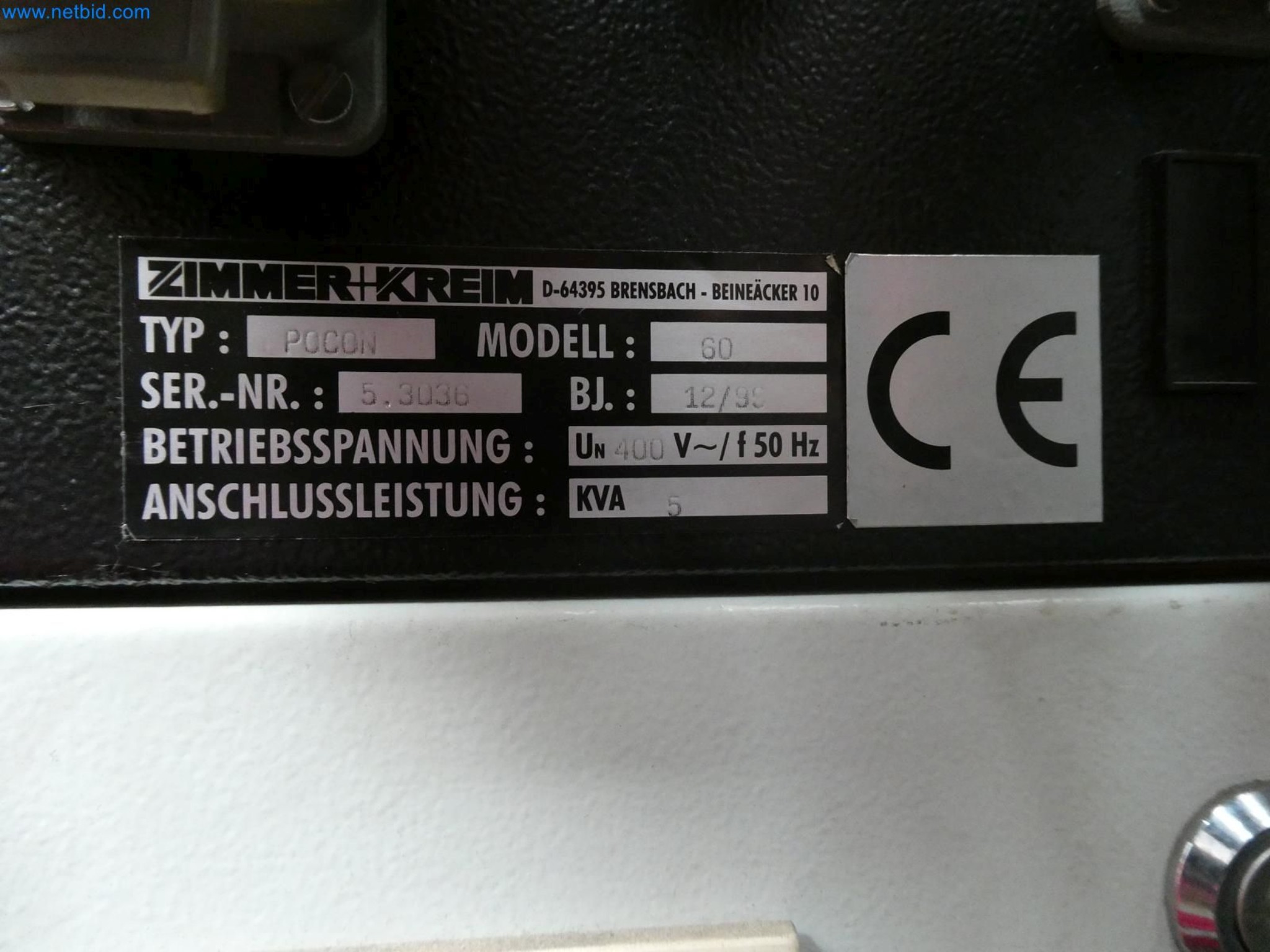 Engel Spritzgießmaschinen und Maschinen aus der Kunststoffindustrie-3