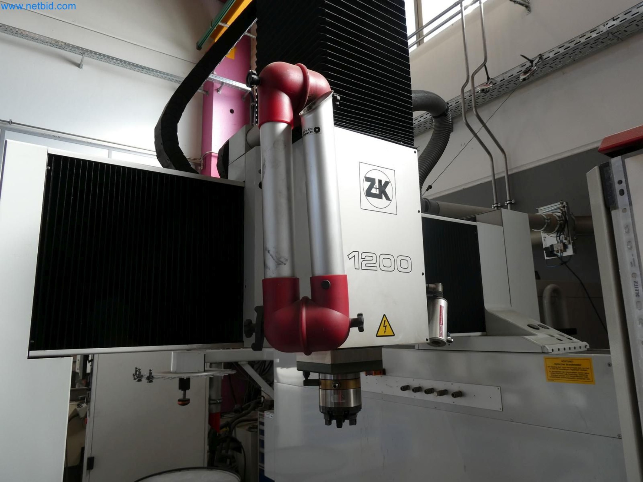 Engel Spritzgießmaschinen und Maschinen aus der Kunststoffindustrie-7