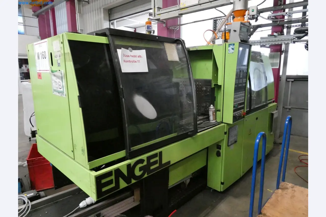 Engel Spritzgießmaschinen und Maschinen aus der Kunststoffindustrie-1