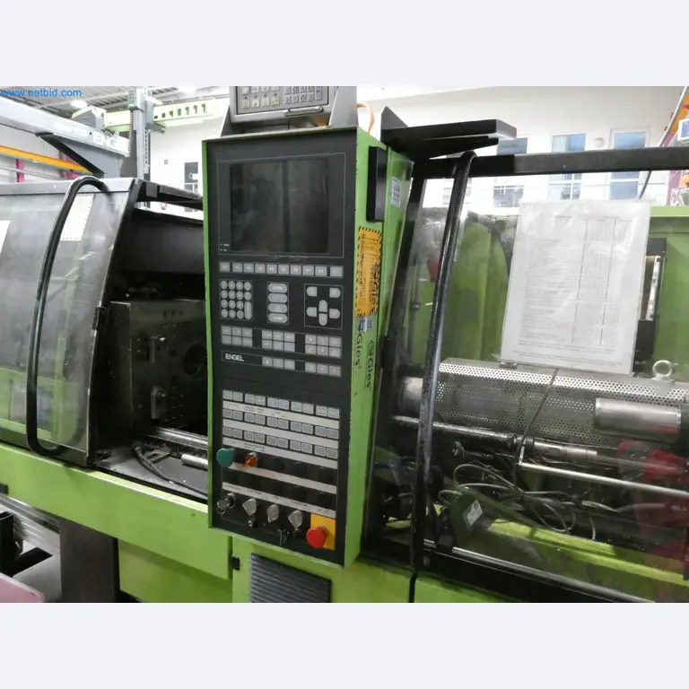 Engel Spritzgießmaschinen und Maschinen aus der Kunststoffindustrie-4