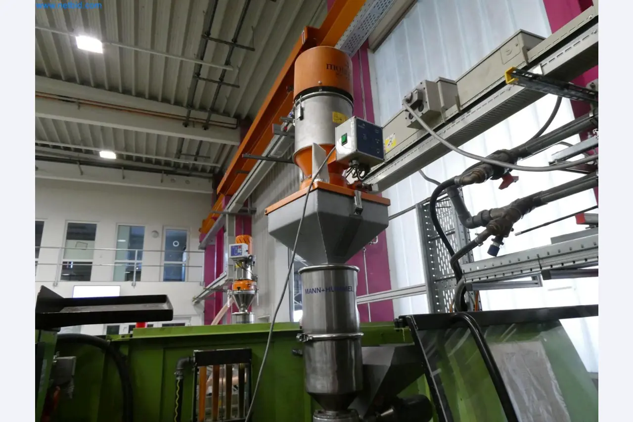 Engel Spritzgießmaschinen und Maschinen aus der Kunststoffindustrie-6