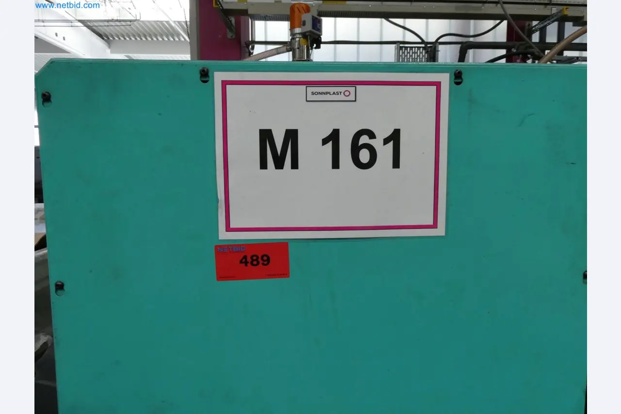 Engel Spritzgießmaschinen und Maschinen aus der Kunststoffindustrie-13