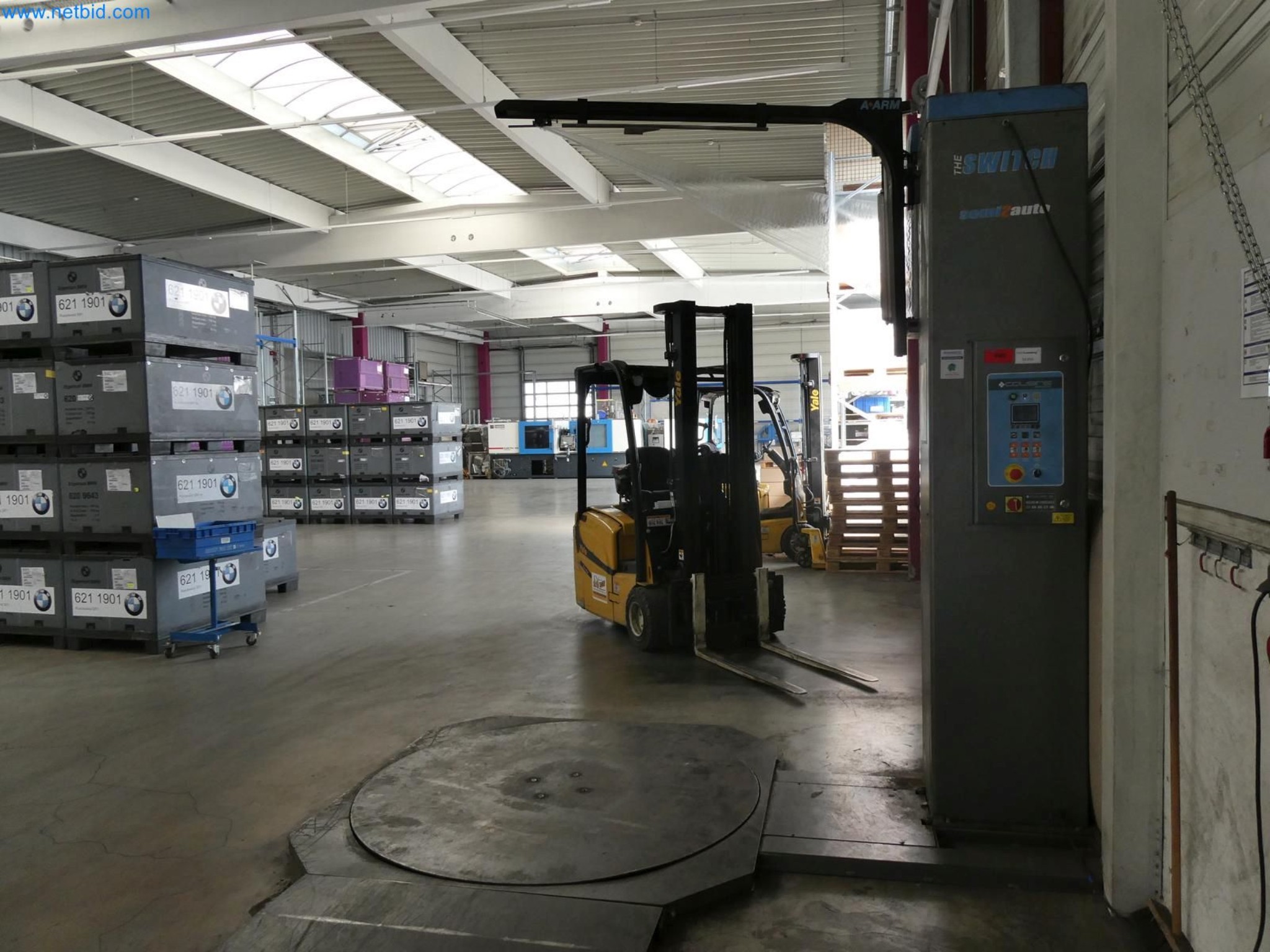 Engel Spritzgießmaschinen und Maschinen aus der Kunststoffindustrie-3