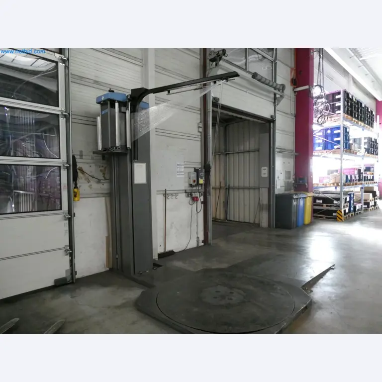 Engel Spritzgießmaschinen und Maschinen aus der Kunststoffindustrie-4