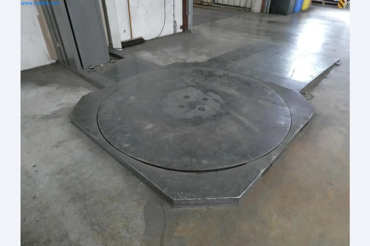 Engel Spritzgießmaschinen und Maschinen aus der Kunststoffindustrie-6