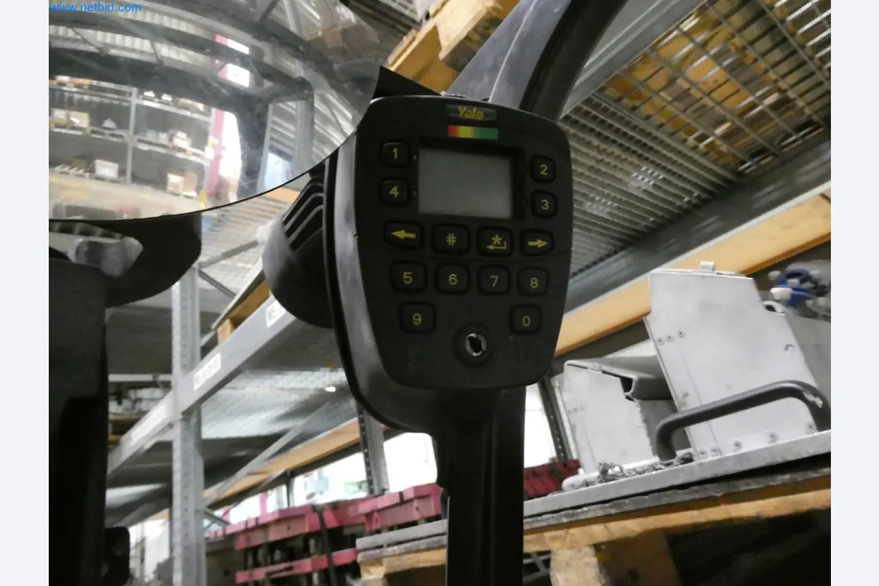 Engel Spritzgießmaschinen und Maschinen aus der Kunststoffindustrie-2