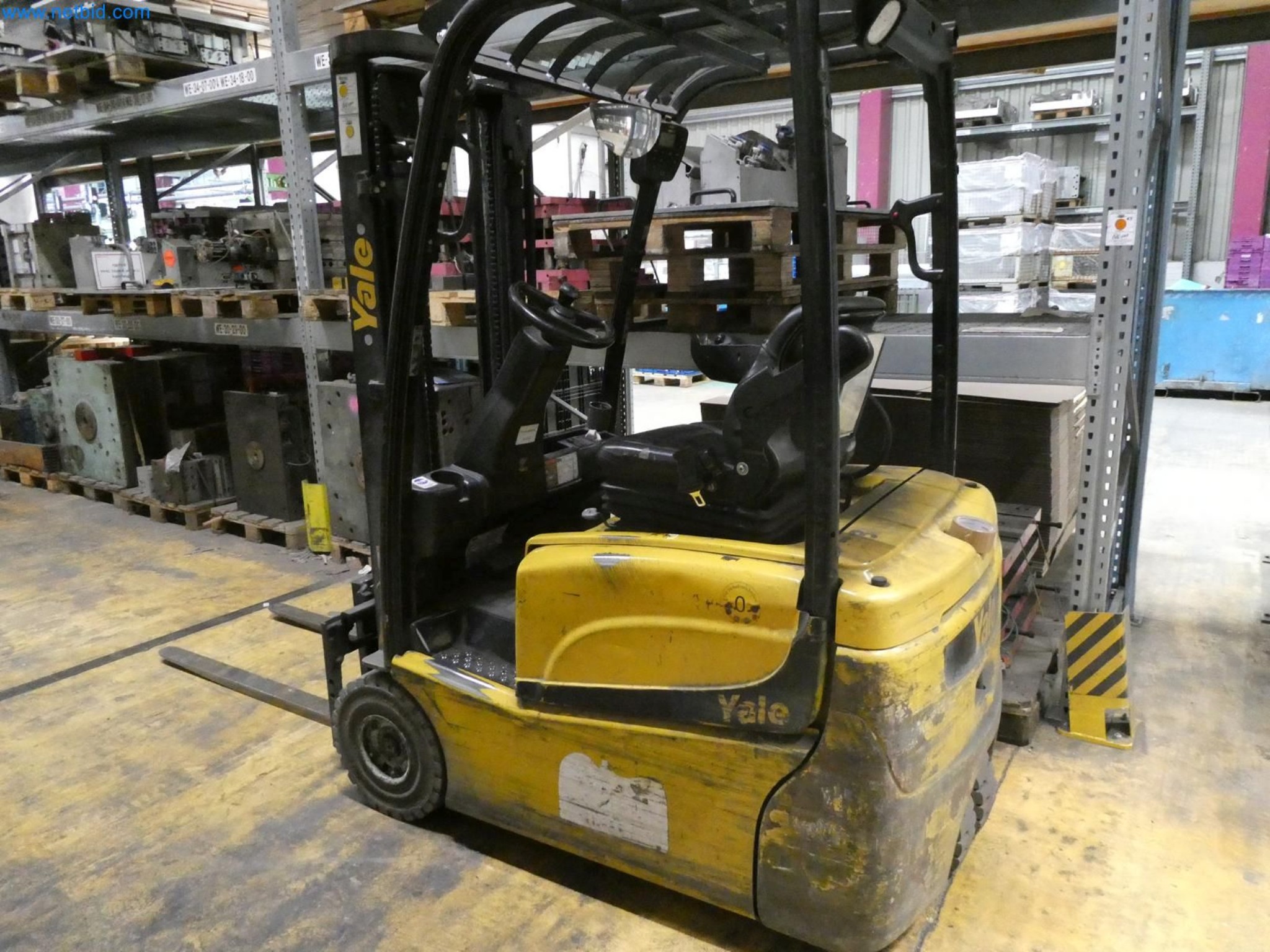 Engel Spritzgießmaschinen und Maschinen aus der Kunststoffindustrie-4