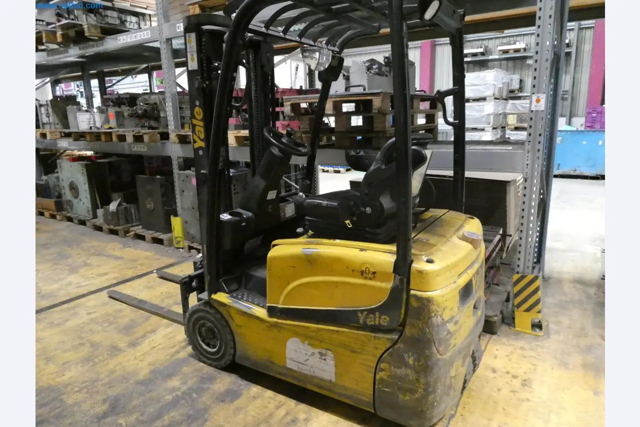 Engel Spritzgießmaschinen und Maschinen aus der Kunststoffindustrie-4