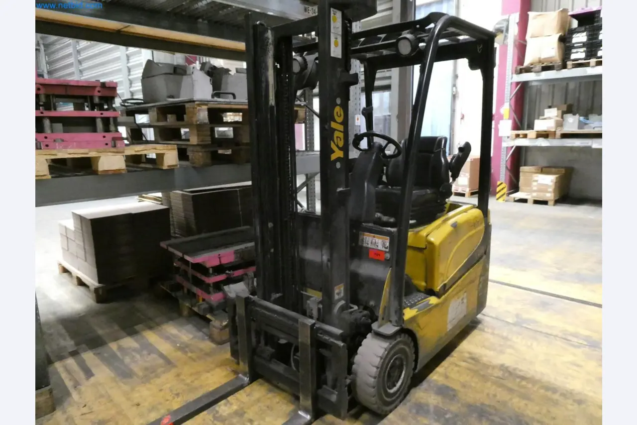 Engel Spritzgießmaschinen und Maschinen aus der Kunststoffindustrie-5