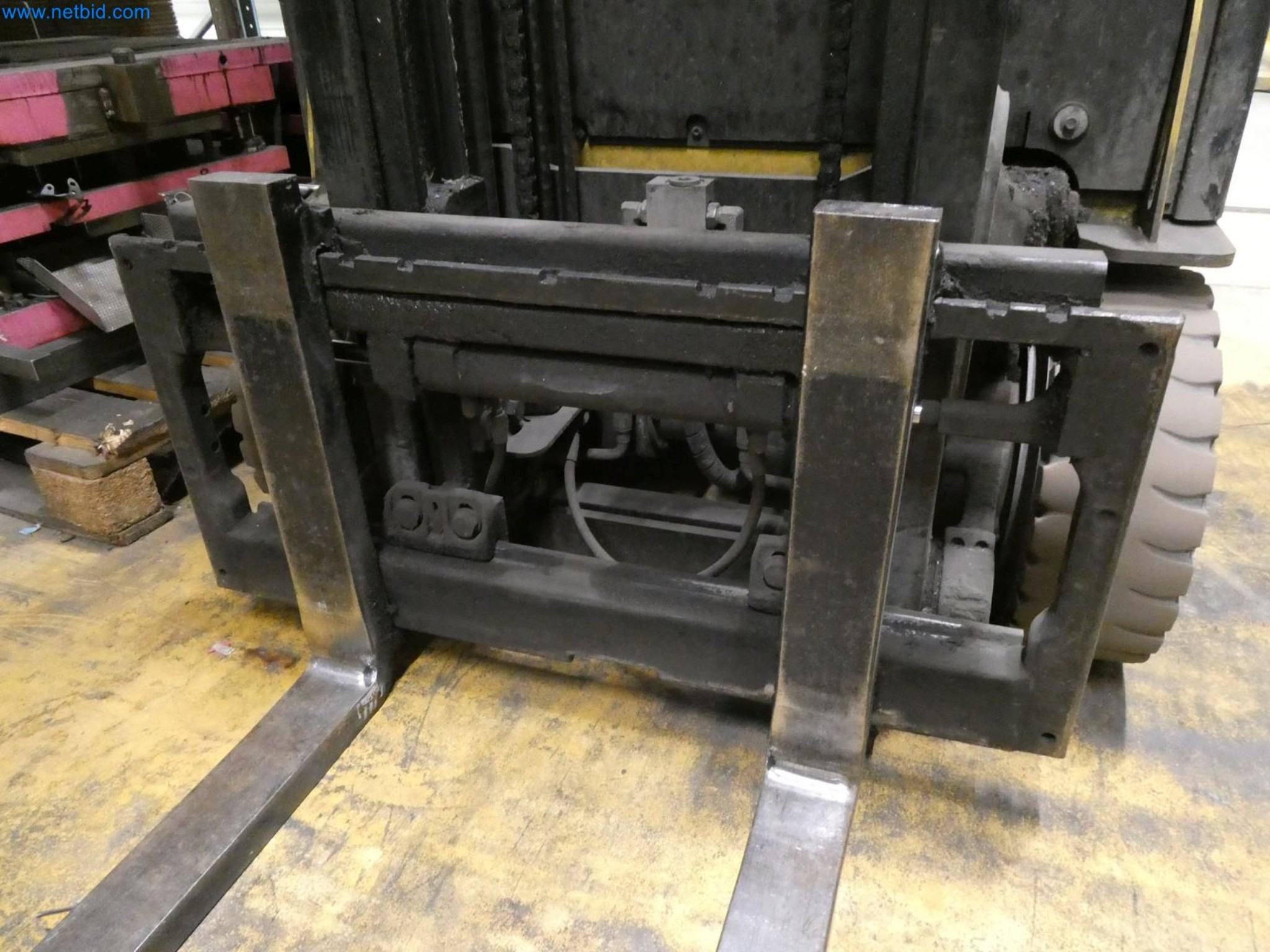 Engel Spritzgießmaschinen und Maschinen aus der Kunststoffindustrie-6