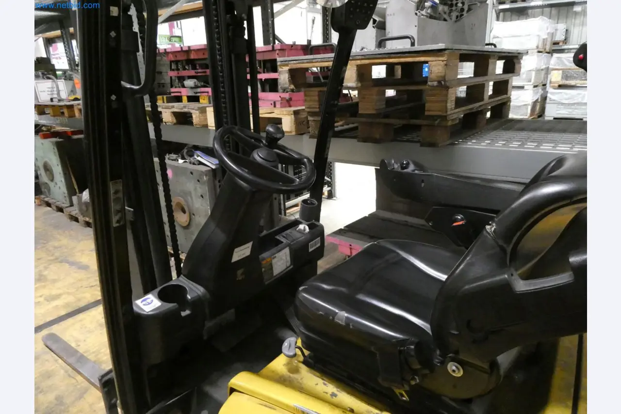 Engel Spritzgießmaschinen und Maschinen aus der Kunststoffindustrie-7