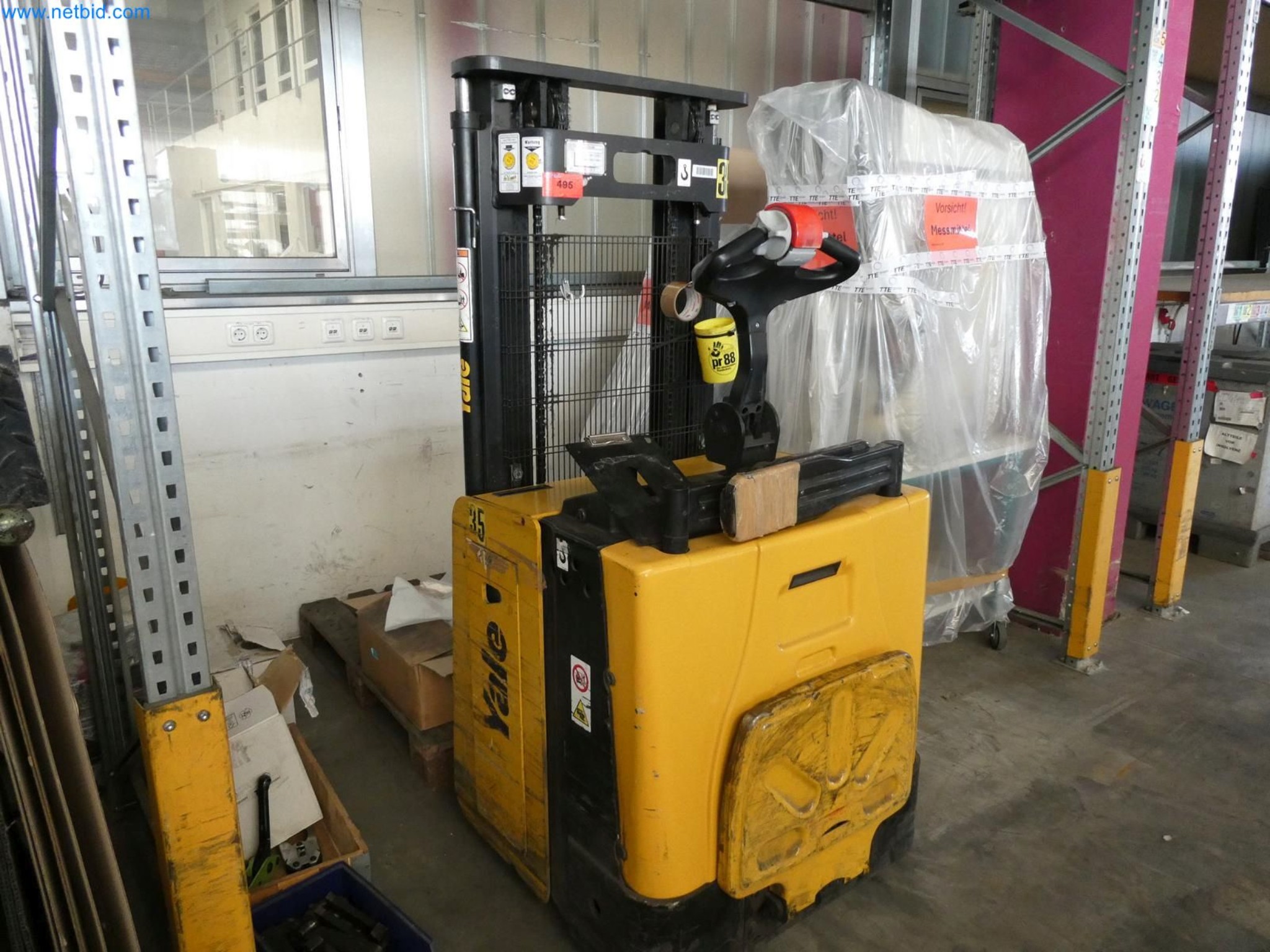 Engel Spritzgießmaschinen und Maschinen aus der Kunststoffindustrie-1