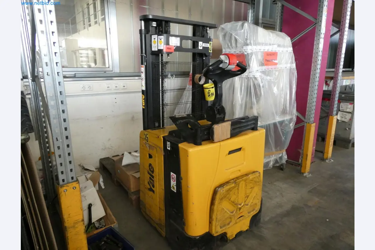 Engel Spritzgießmaschinen und Maschinen aus der Kunststoffindustrie-1