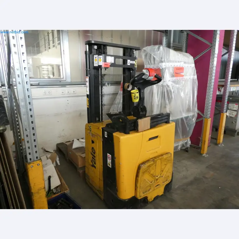 Engel Spritzgießmaschinen und Maschinen aus der Kunststoffindustrie-1