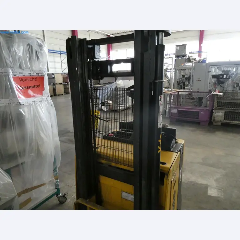 Engel Spritzgießmaschinen und Maschinen aus der Kunststoffindustrie-3