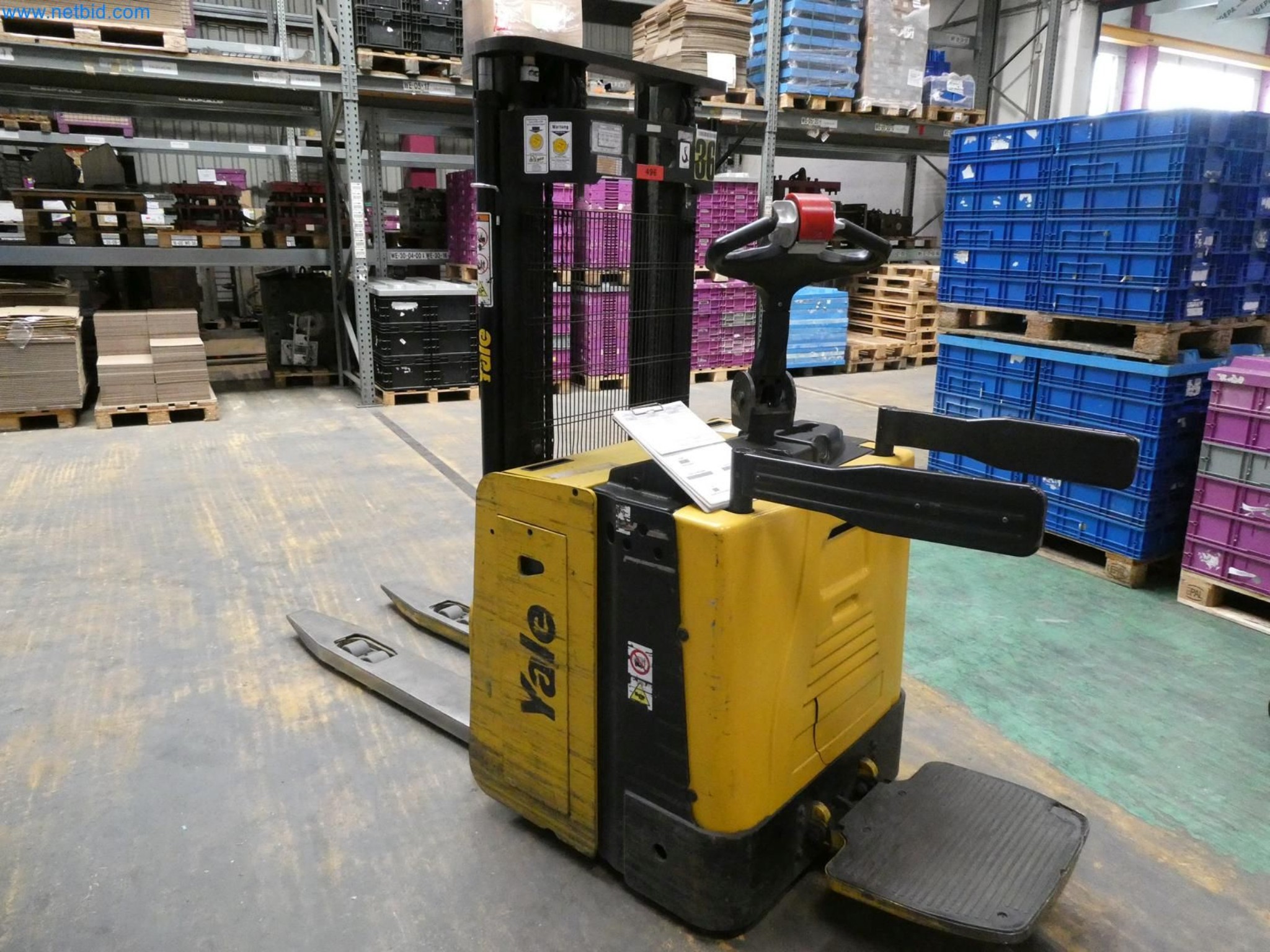 Engel Spritzgießmaschinen und Maschinen aus der Kunststoffindustrie-1