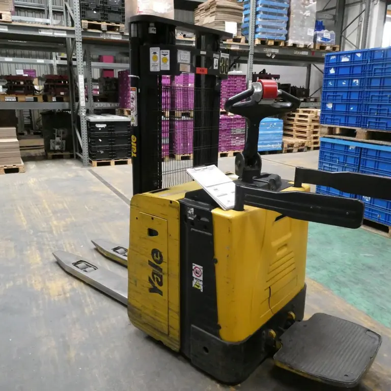 Elektro-Hochhubwagen Yale MS12X