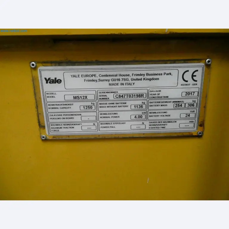 Engel Spritzgießmaschinen und Maschinen aus der Kunststoffindustrie-3