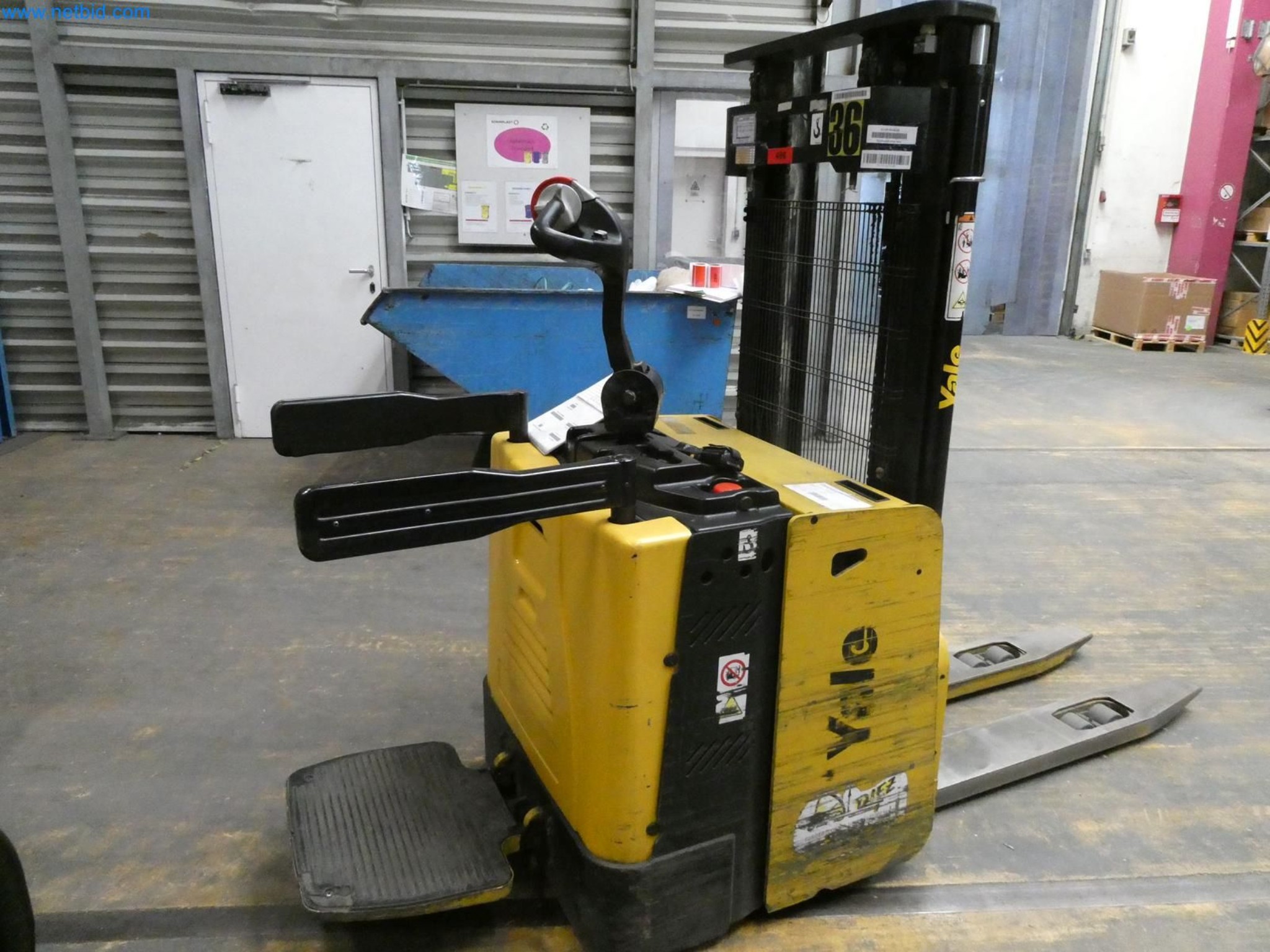 Engel Spritzgießmaschinen und Maschinen aus der Kunststoffindustrie-5