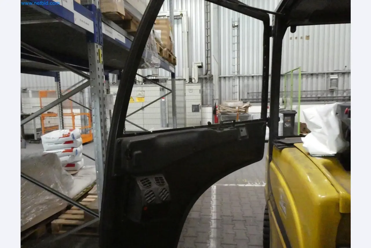 Engel Spritzgießmaschinen und Maschinen aus der Kunststoffindustrie-4