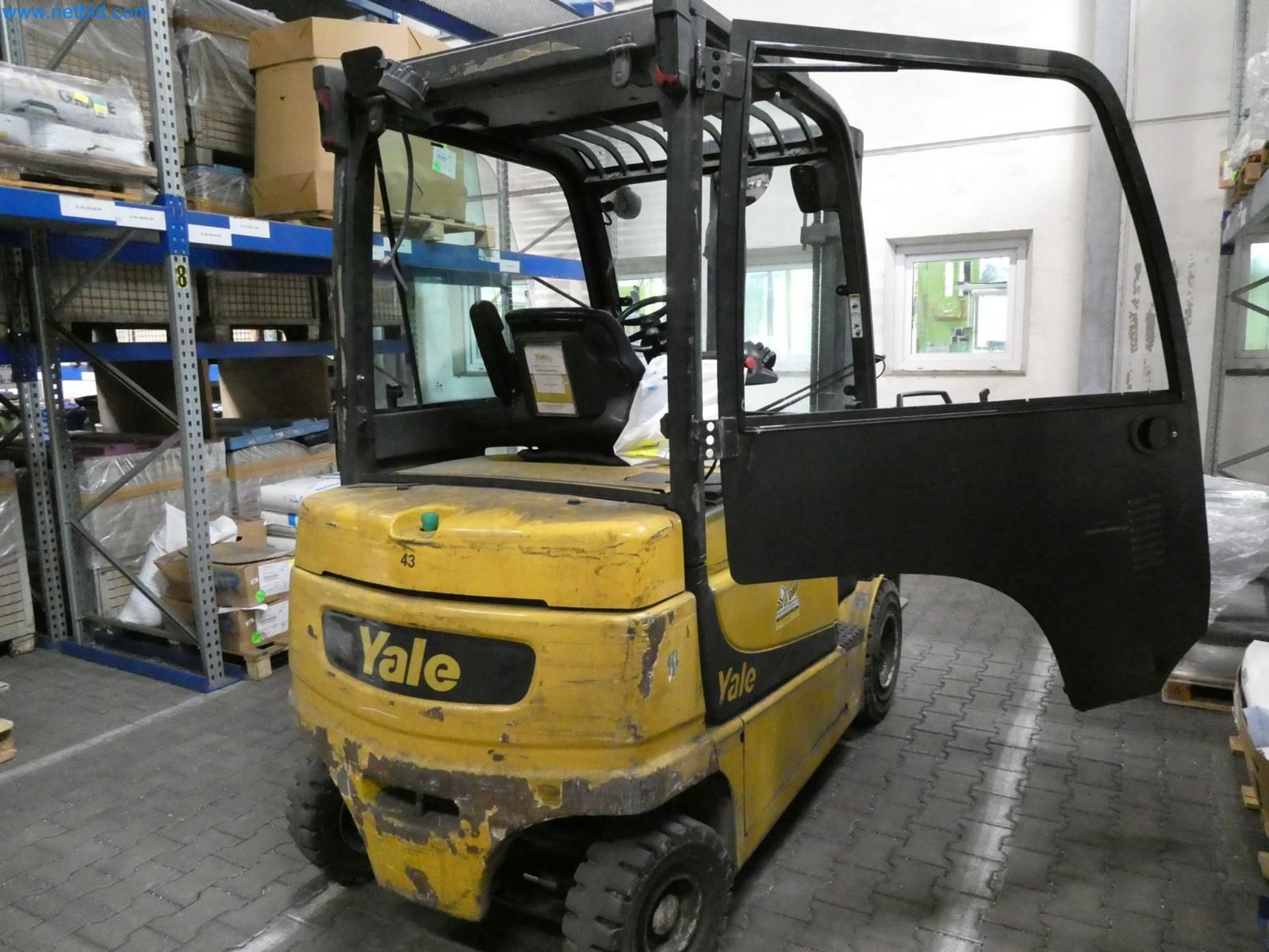 Engel Spritzgießmaschinen und Maschinen aus der Kunststoffindustrie-8