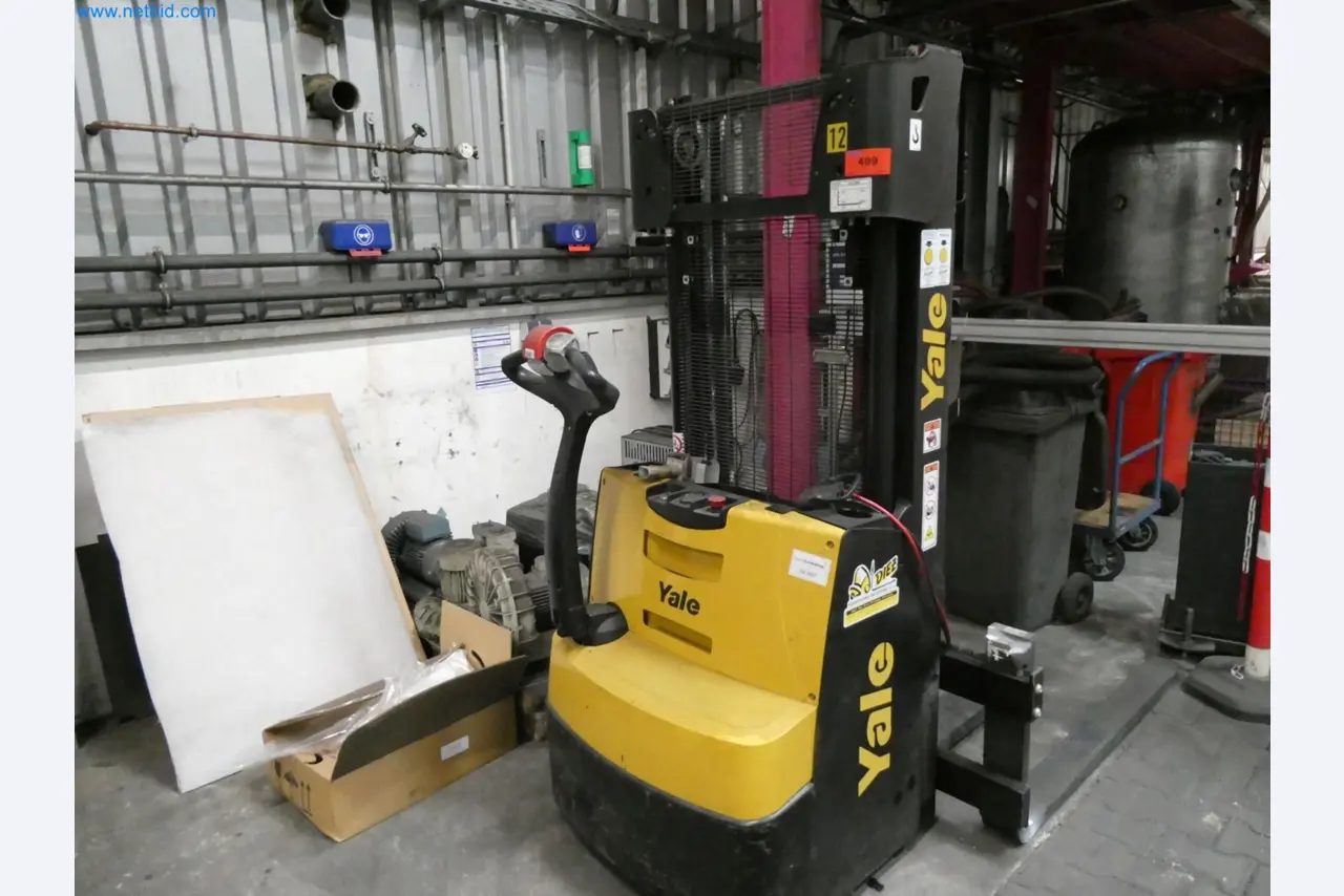 Engel Spritzgießmaschinen und Maschinen aus der Kunststoffindustrie-2