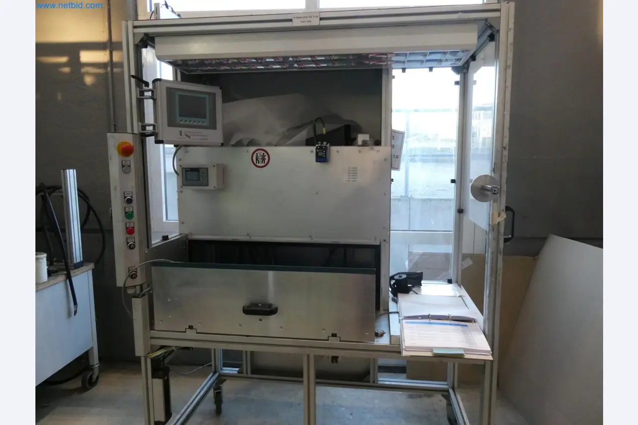 Engel Spritzgießmaschinen und Maschinen aus der Kunststoffindustrie-1