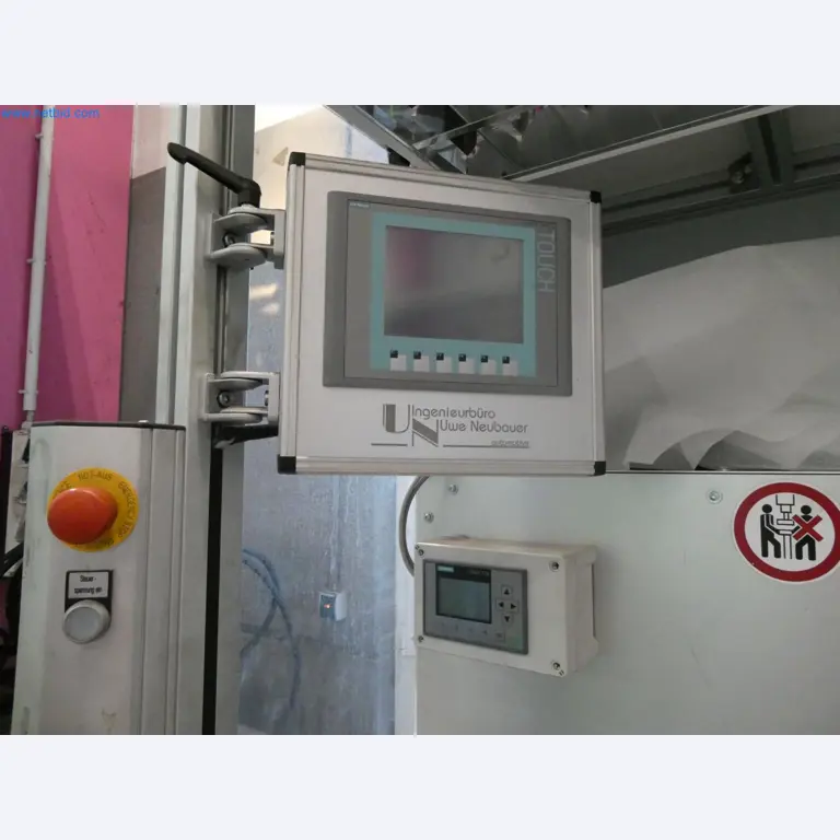 Engel Spritzgießmaschinen und Maschinen aus der Kunststoffindustrie-2