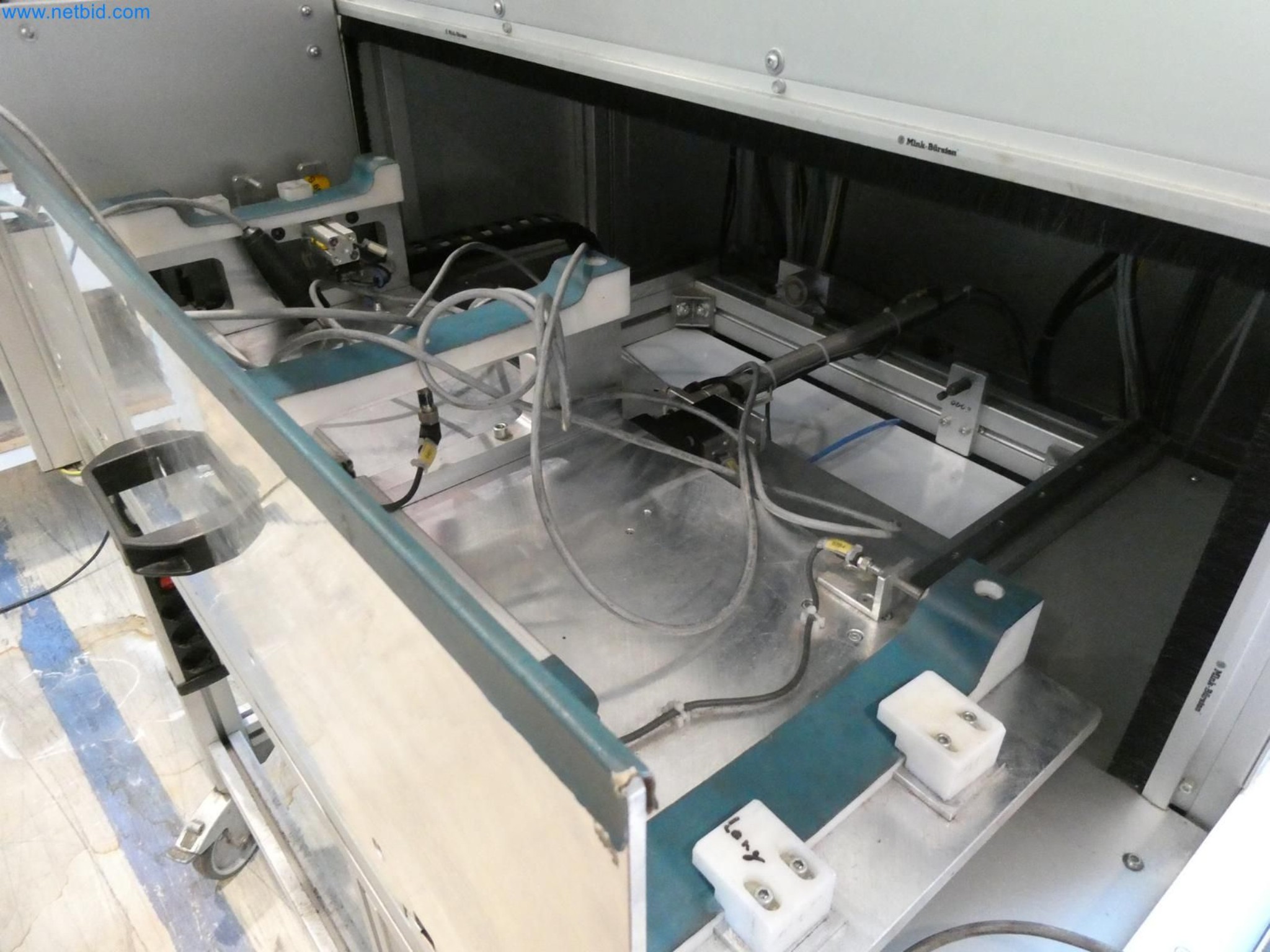 Engel Spritzgießmaschinen und Maschinen aus der Kunststoffindustrie-3