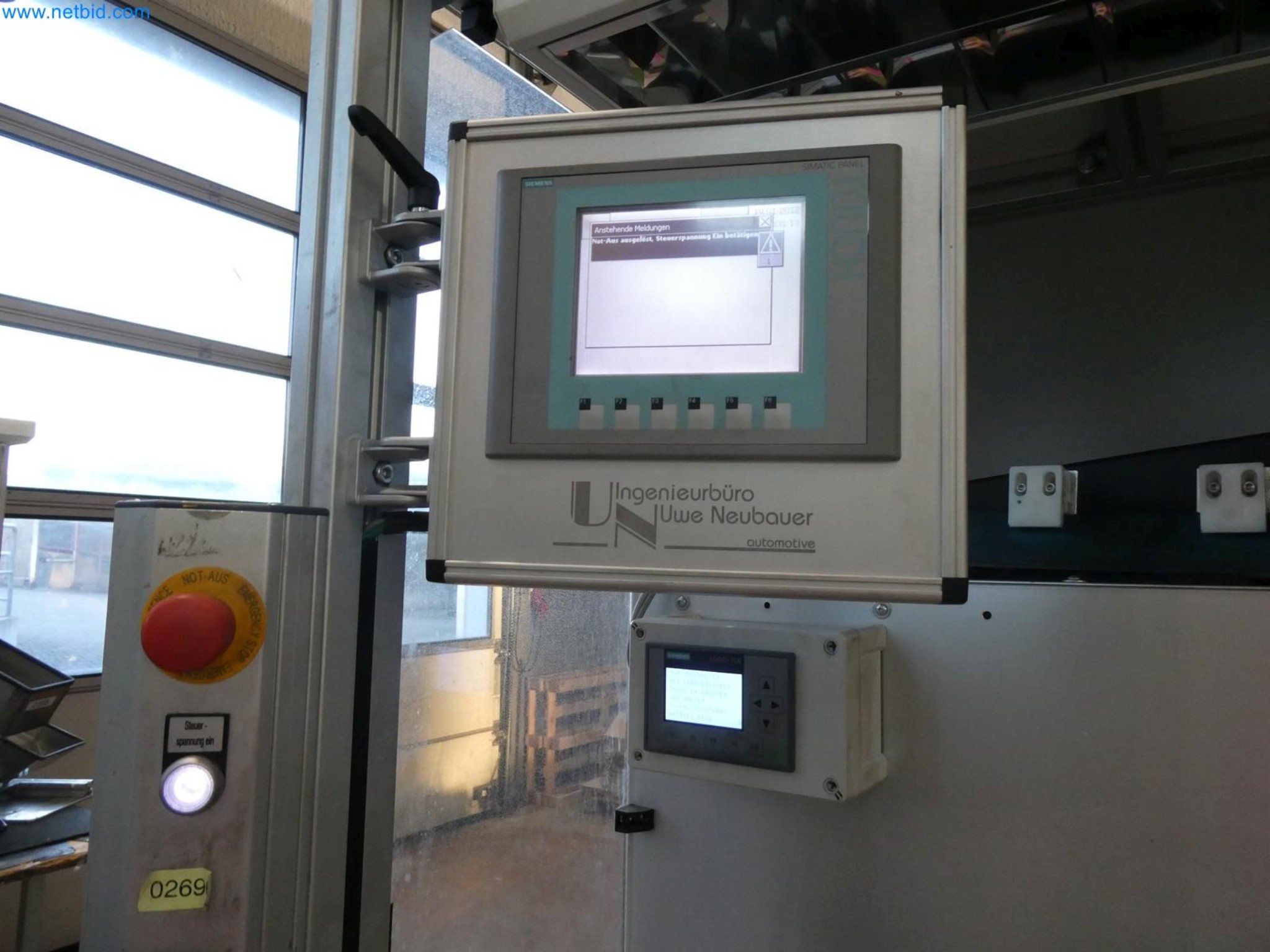 Engel Spritzgießmaschinen und Maschinen aus der Kunststoffindustrie-2