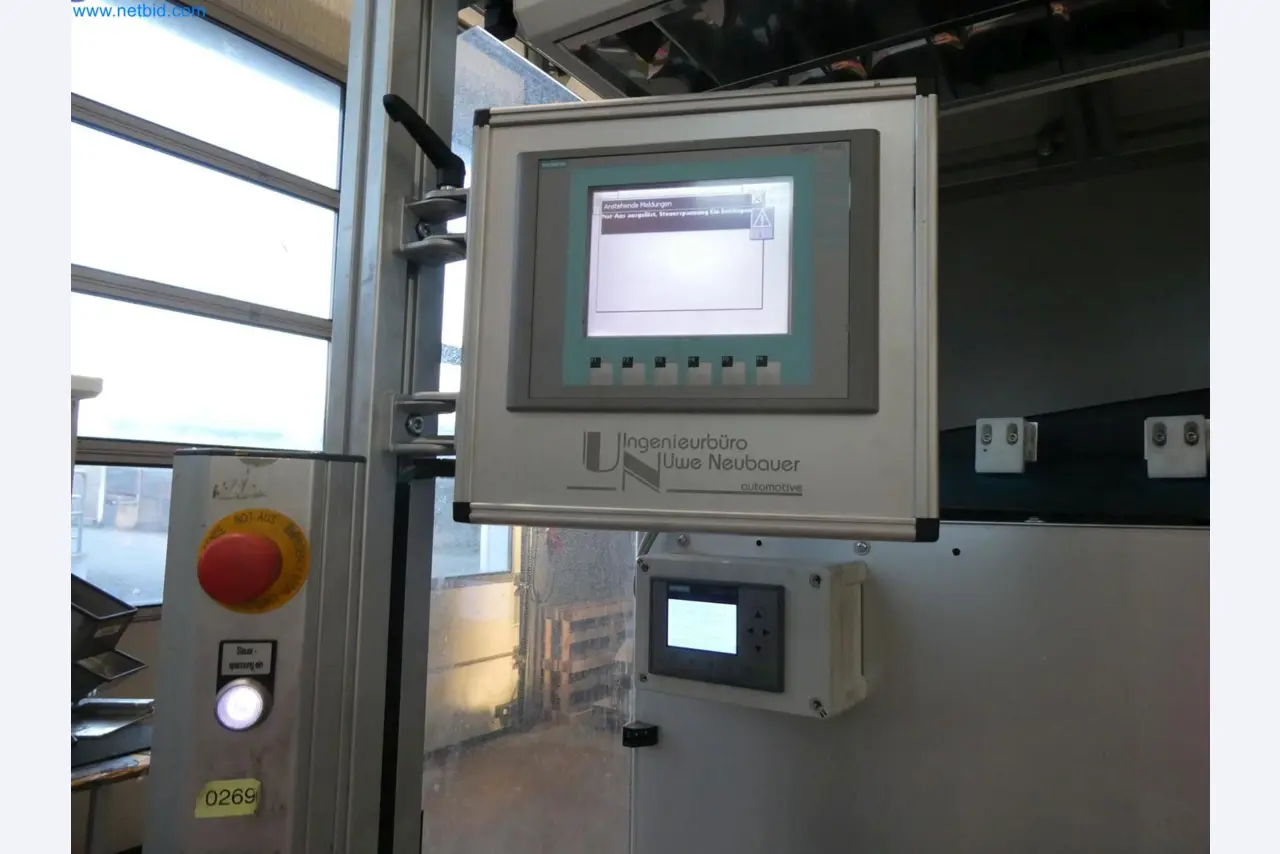 Engel Spritzgießmaschinen und Maschinen aus der Kunststoffindustrie-2