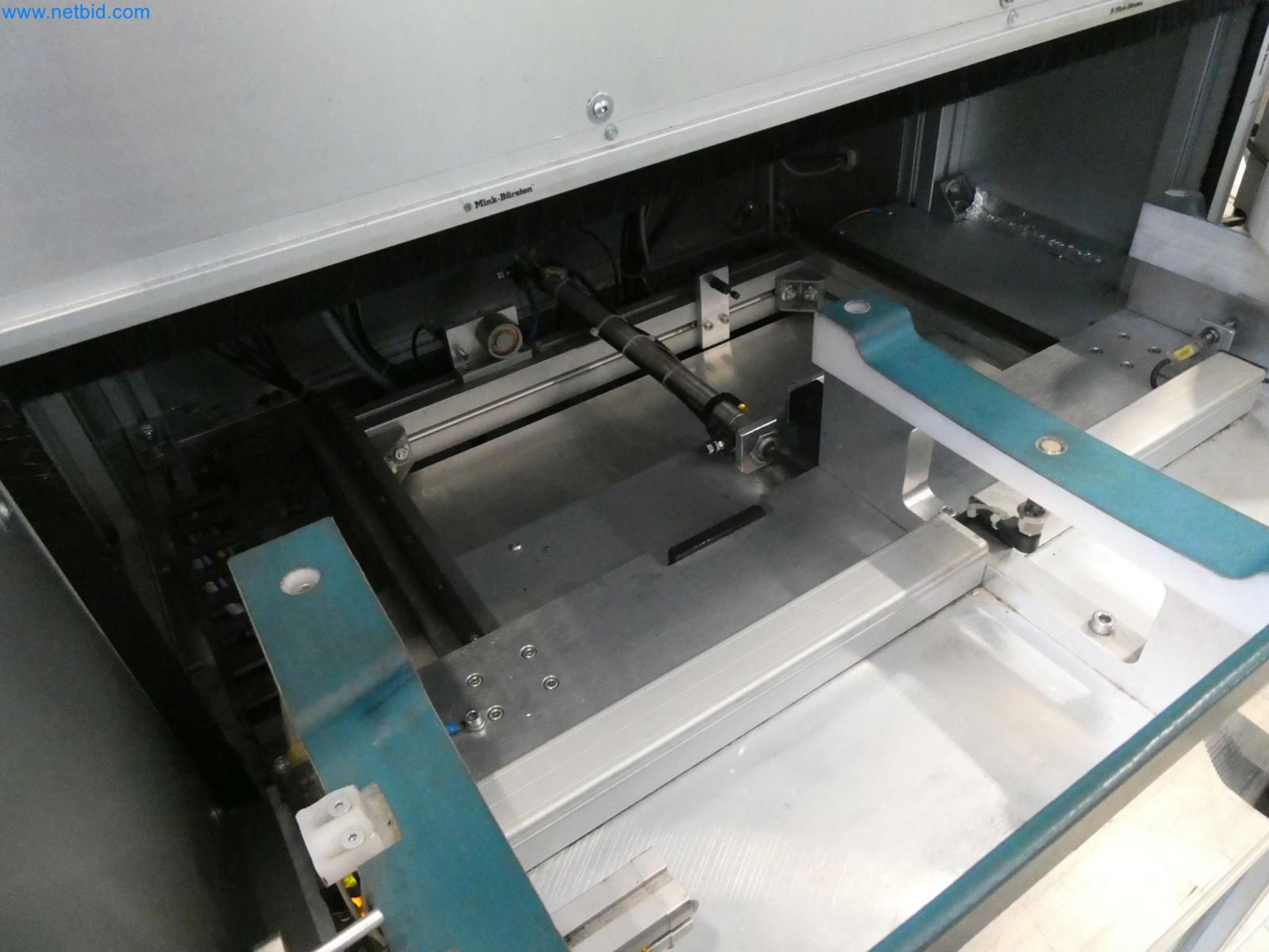 Engel Spritzgießmaschinen und Maschinen aus der Kunststoffindustrie-4