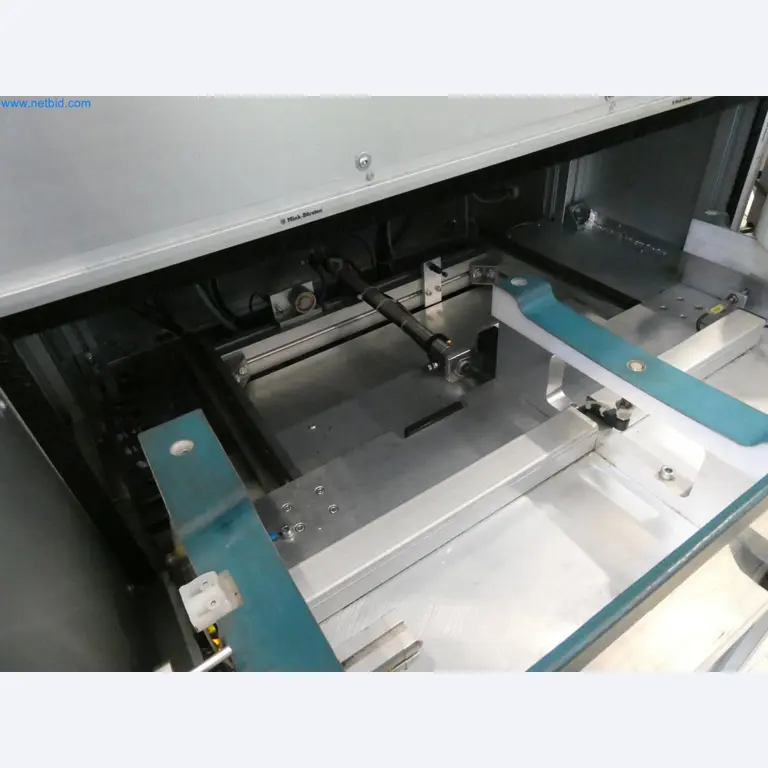 Engel Spritzgießmaschinen und Maschinen aus der Kunststoffindustrie-4