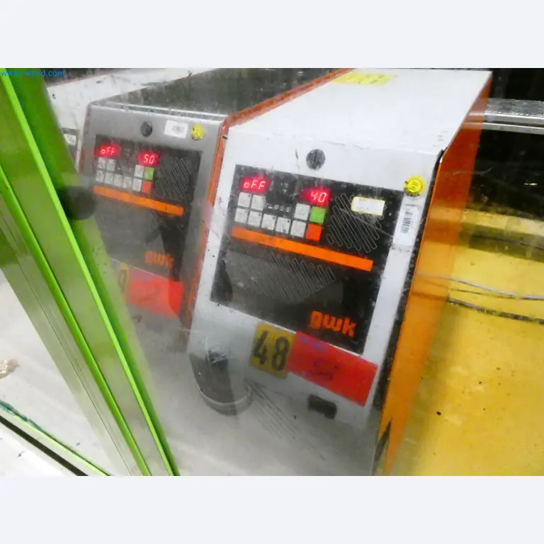 Engel Spritzgießmaschinen und Maschinen aus der Kunststoffindustrie-12